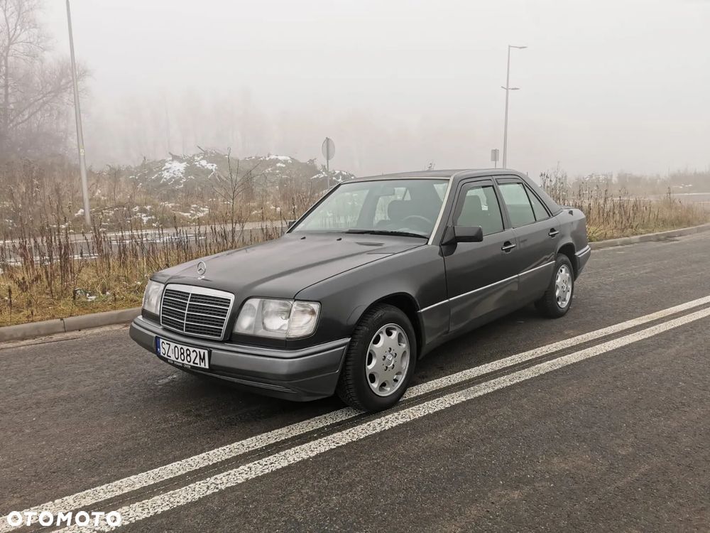 Mercedes-Benz W124 (1984-1993) - 1