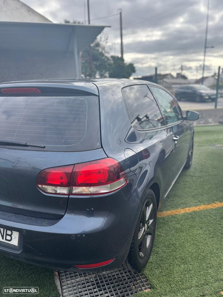 VW Golf 2.0 TDi DPF Comfortline - 6