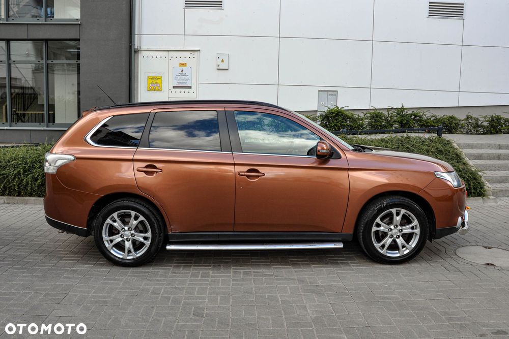 Mitsubishi Outlander - 5