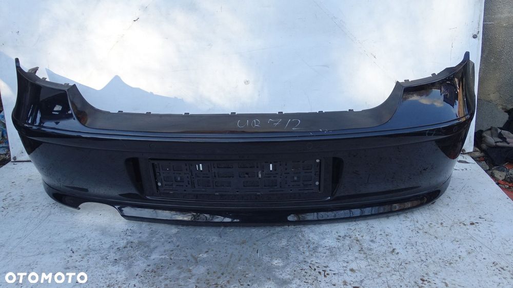 ZDERZAK TYŁ BMW E81 116i 2.0 KOL: 668 - 1