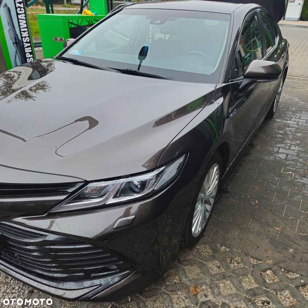 Toyota Camry 2020 photo 2