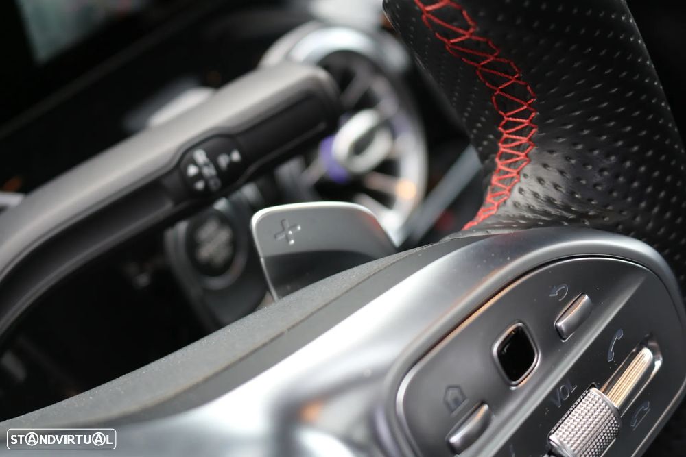 Mercedes-Benz GLA 250 e AMG Line - 25