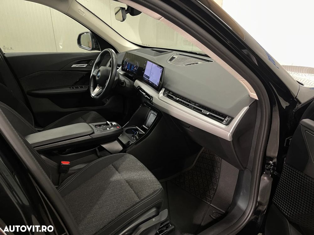 BMW X1 sDrive20i AT MHEV - 10