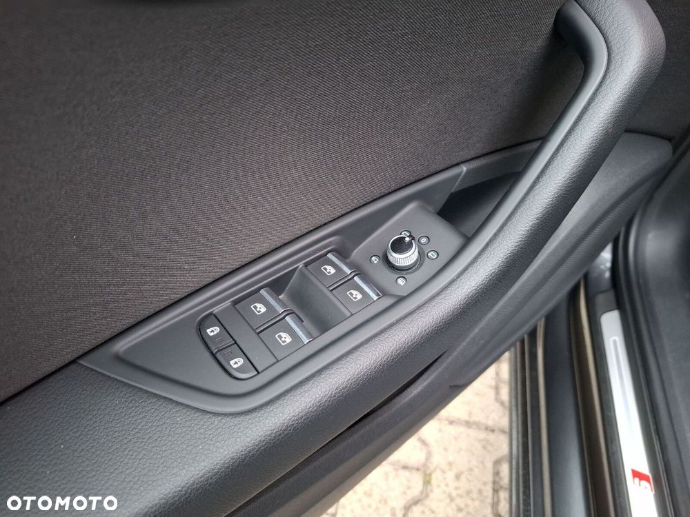 Audi A4 Avant - 28