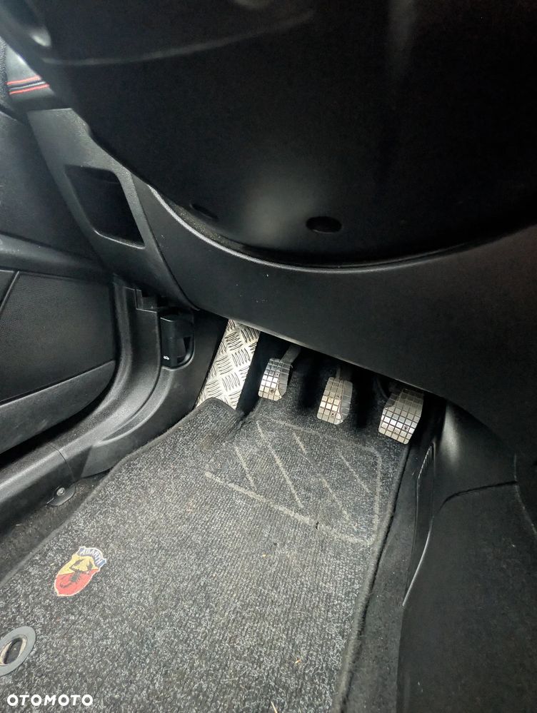 Fiat Grande Punto 1.4T-Jet Abarth - 10