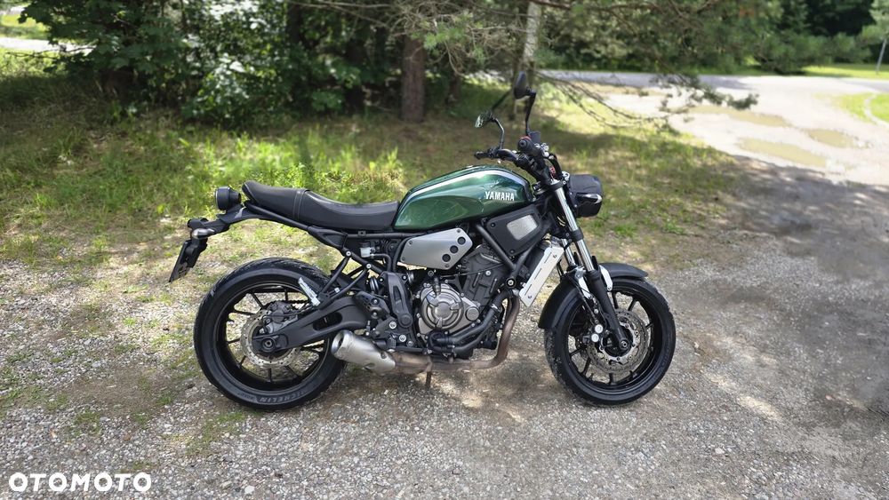 Yamaha XJR - 1