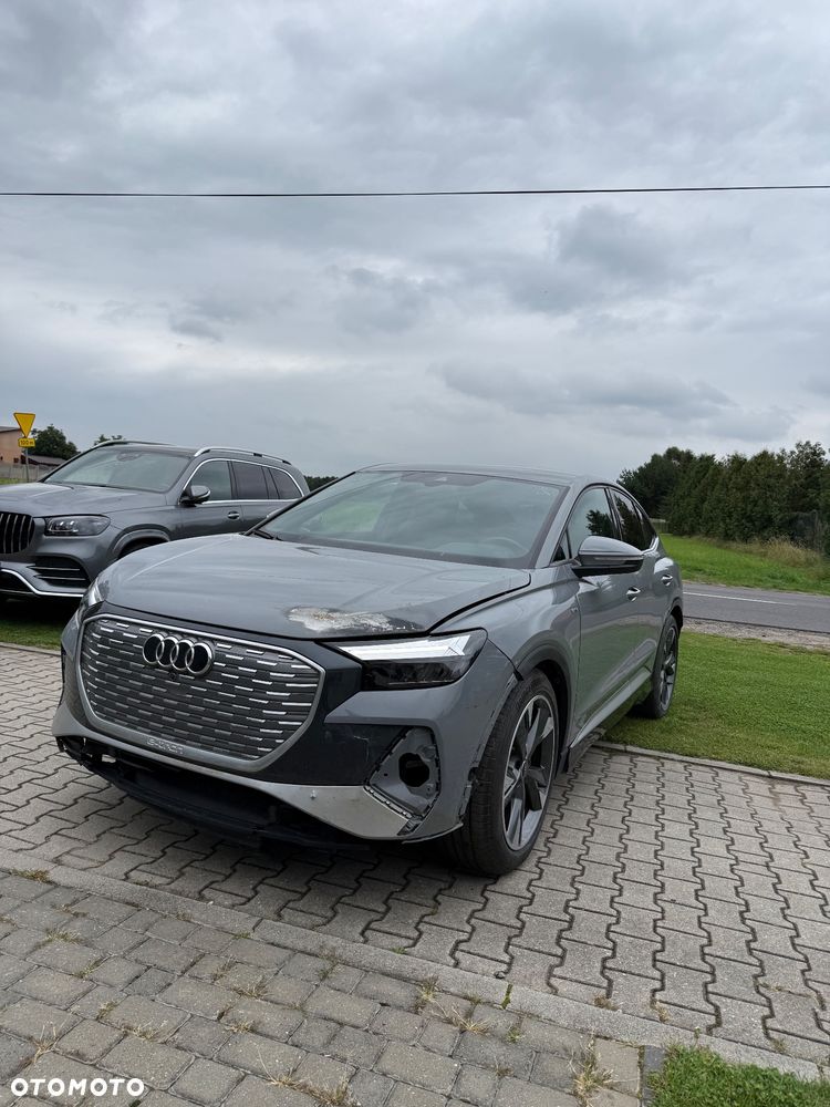 Audi Q4 e-tron - 2