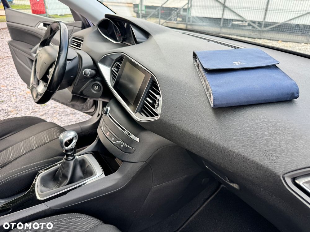 Peugeot 308 - 19