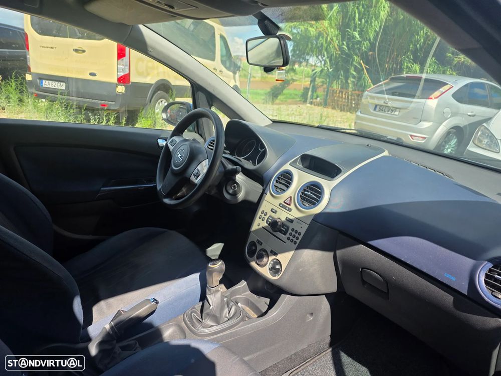 Opel Corsa 1.2 Cosmo - 8