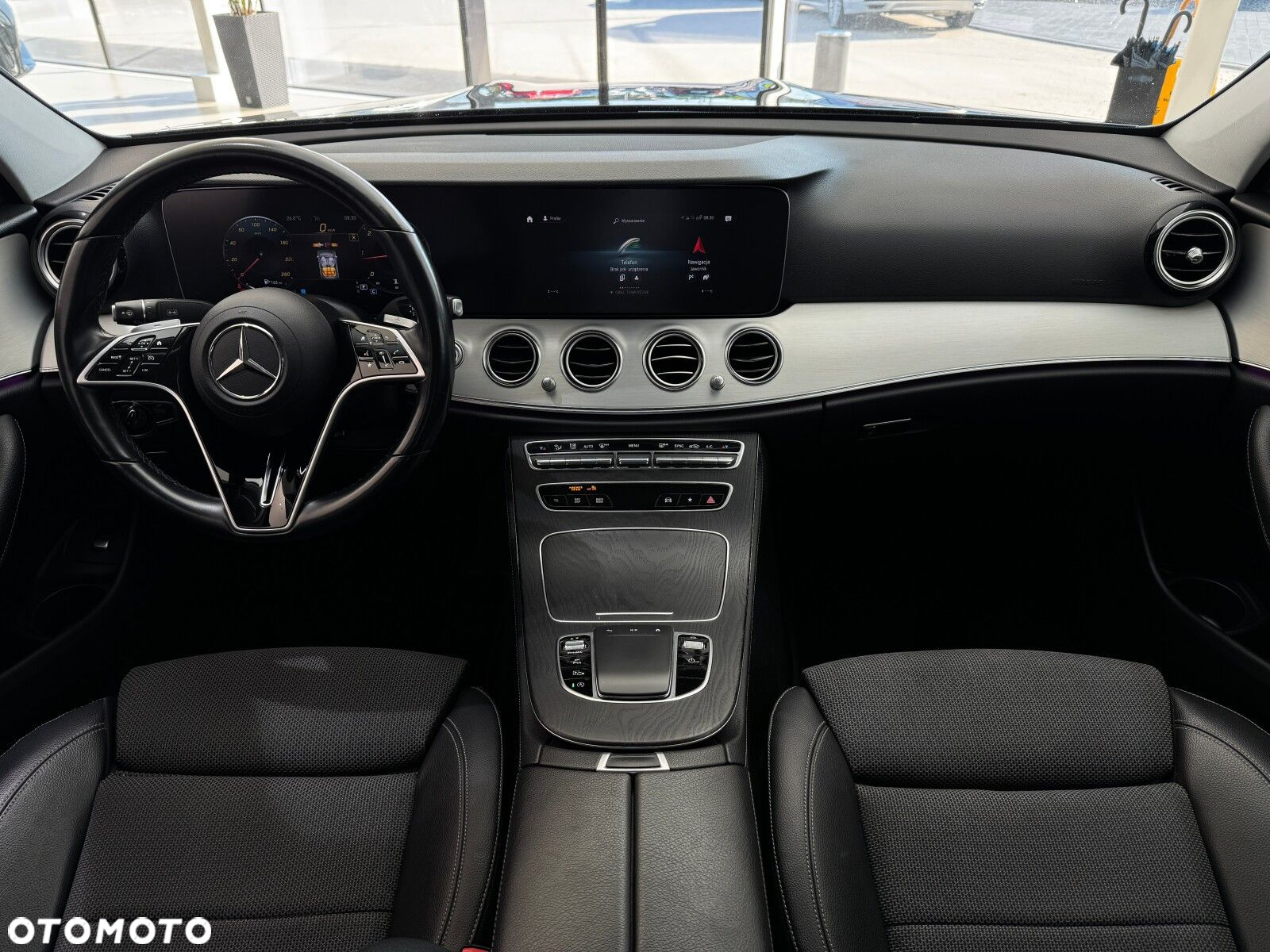 Mercedes-Benz Klasa E 220 d AMG/Avantgarde - 14