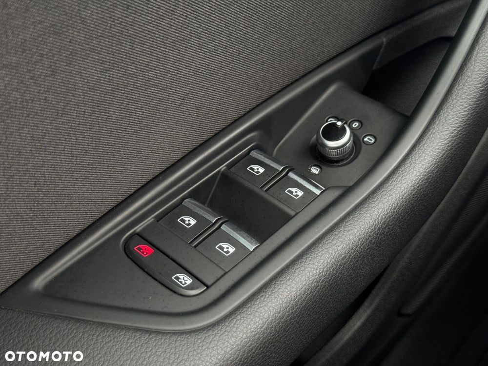 Audi A4 Limousine - 28