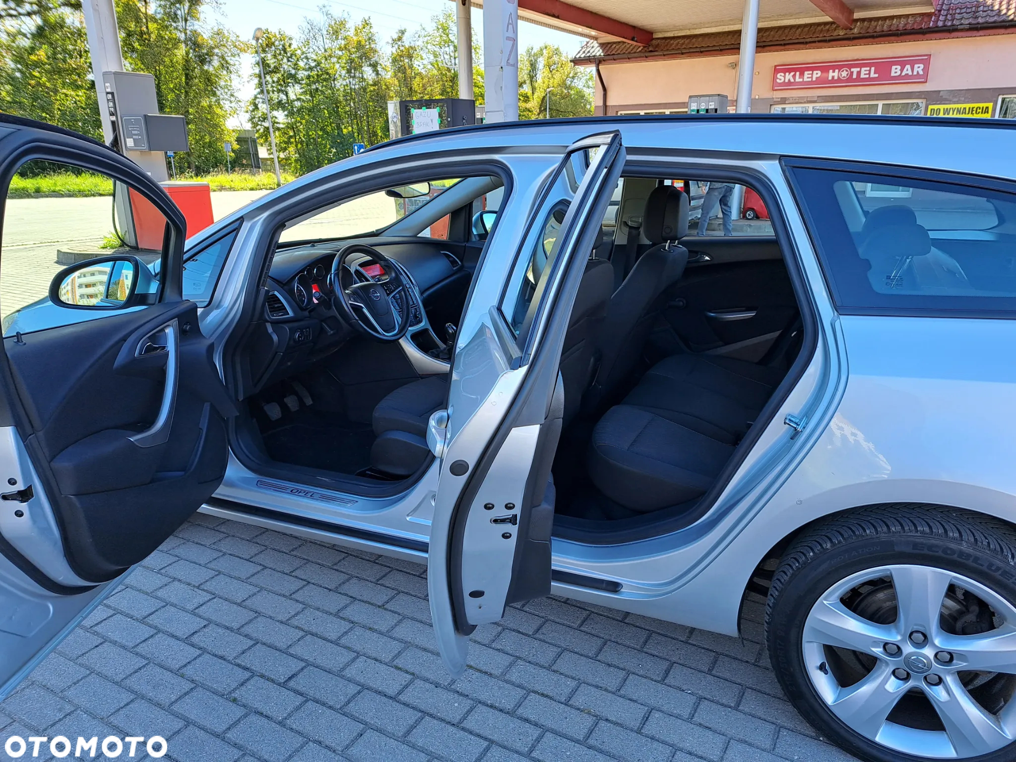 Opel Astra 1.6 Sports Tourer - 12
