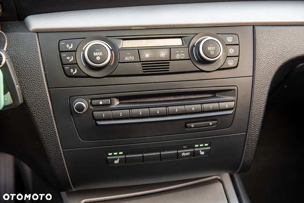 BMW Seria 1 - 21