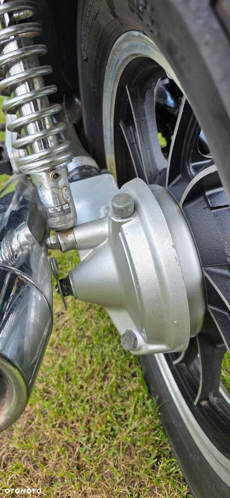 Yamaha XJ - 16