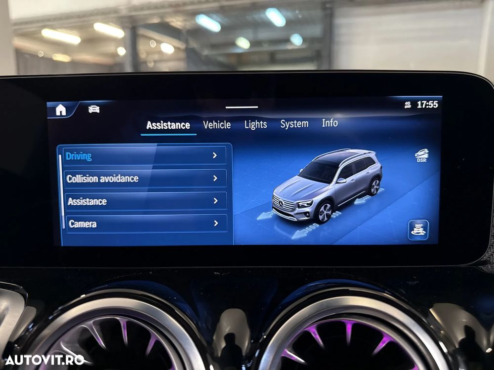 Mercedes-Benz GLB - 24