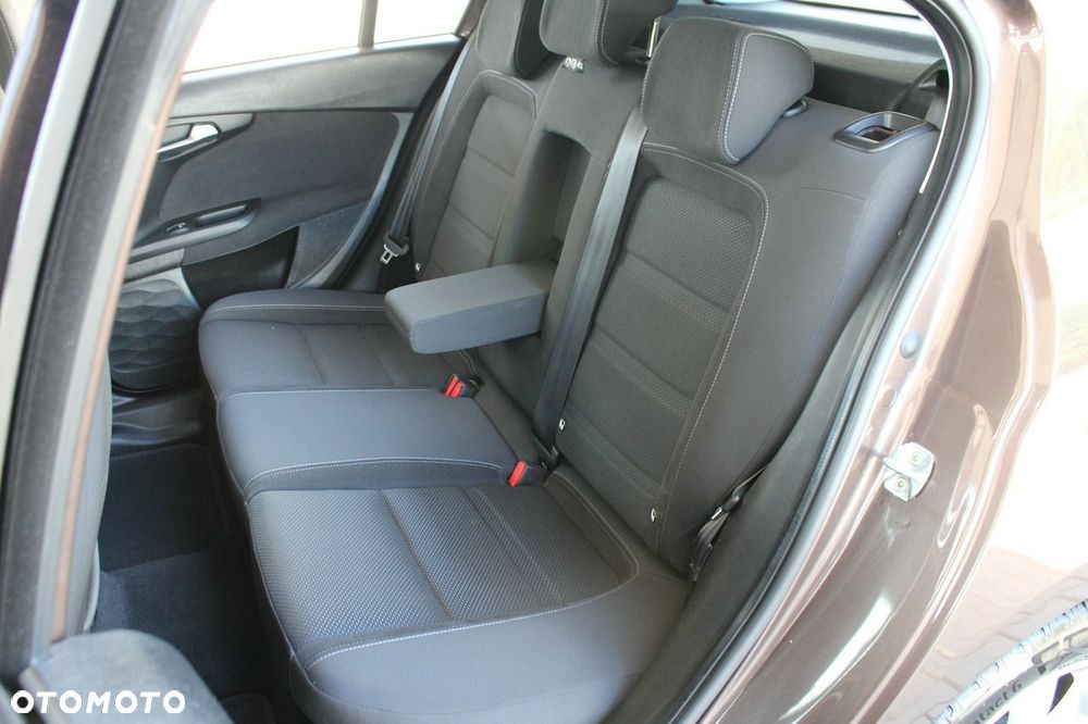Fiat Tipo 1.4 T-Jet 16v Lounge - 13