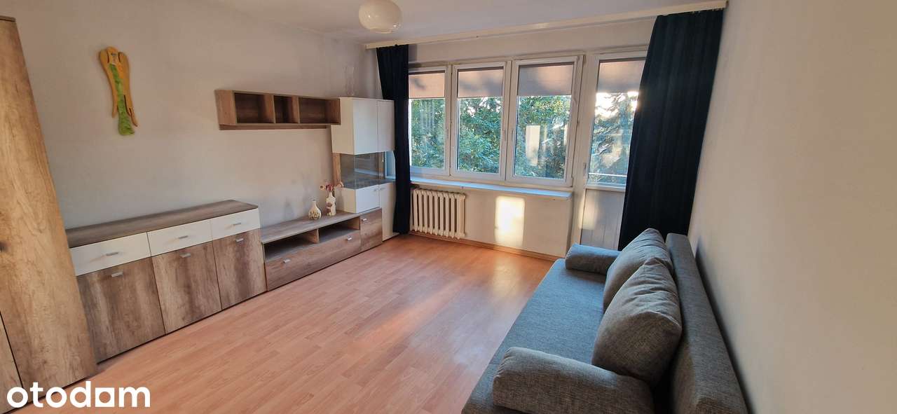 Jasna, cicha kawalerka 27,4 m2 z piwnicą CENTRUM Grodziska Maz