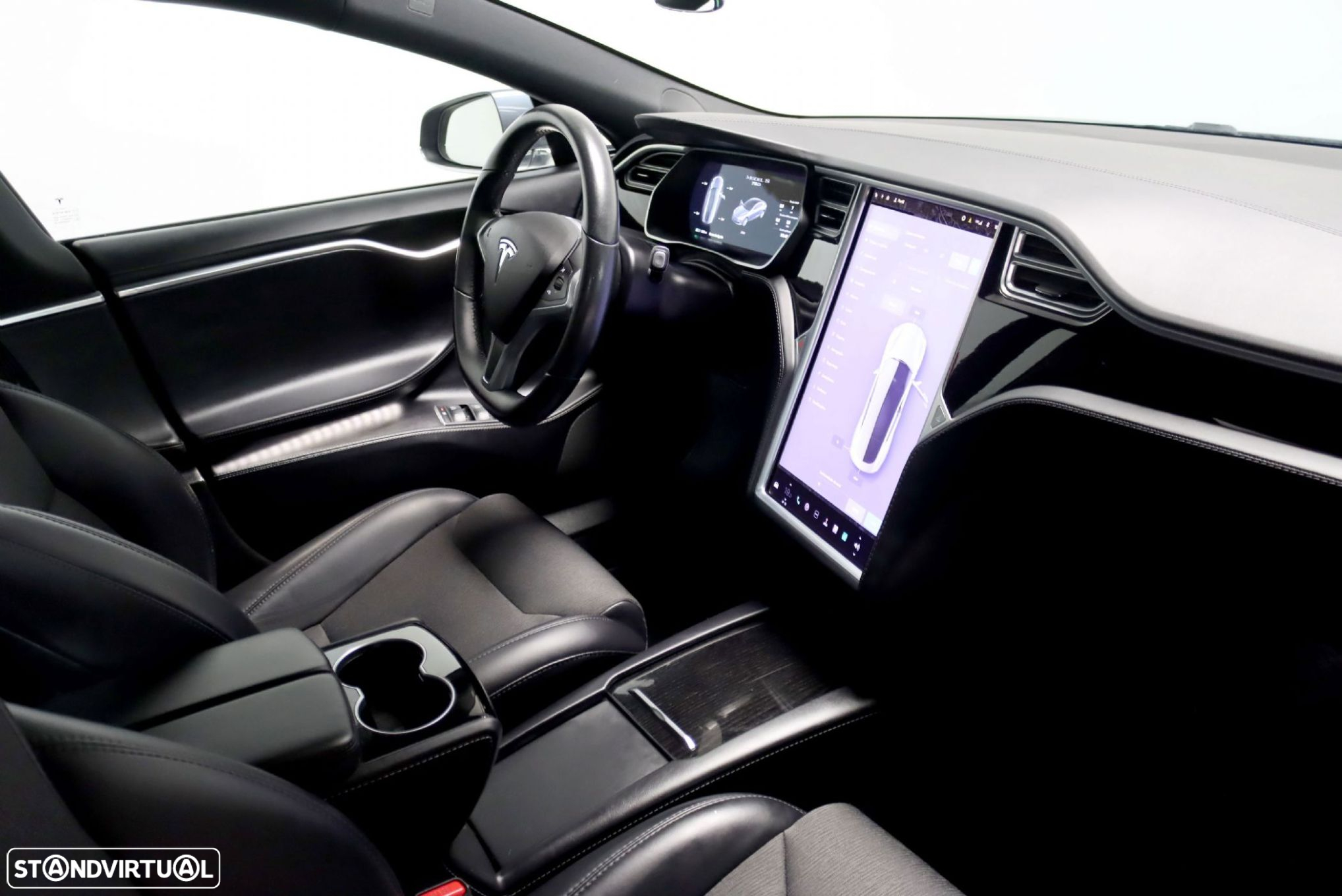 Tesla Model S - 22