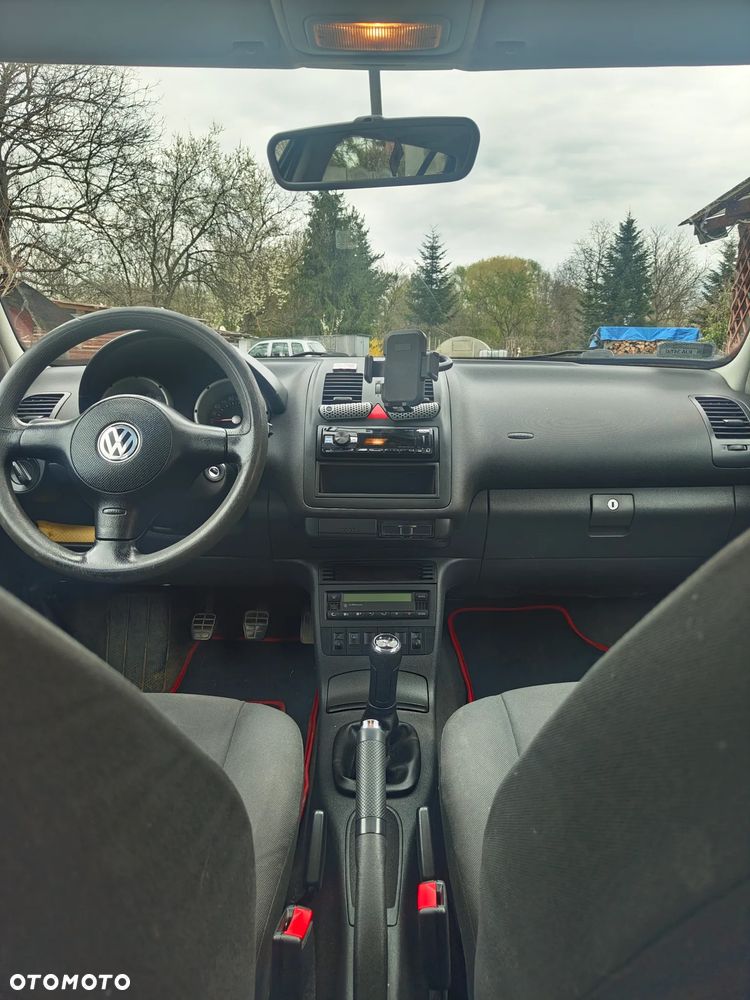 Volkswagen Polo 1.4 16V Comfortline - 11