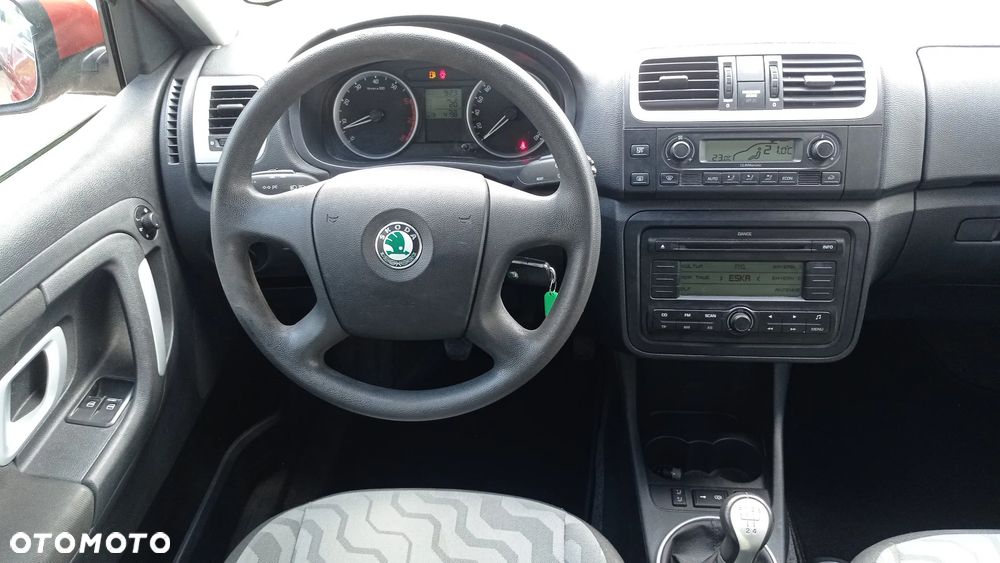 Skoda Fabia 1.6 16V Style - 37