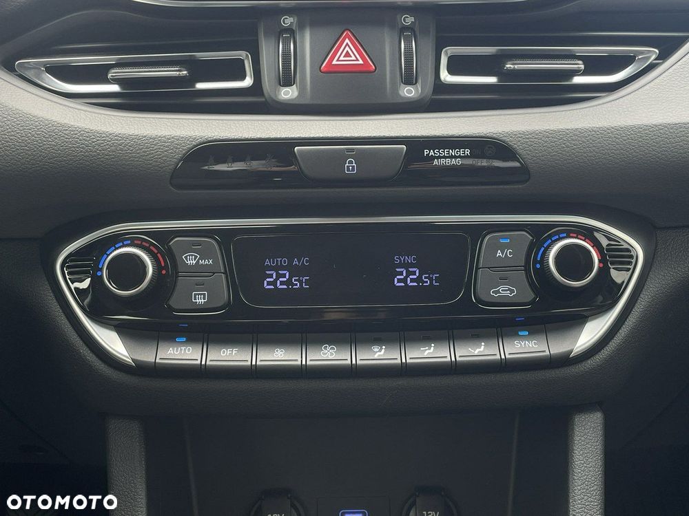 Hyundai i30 - 19
