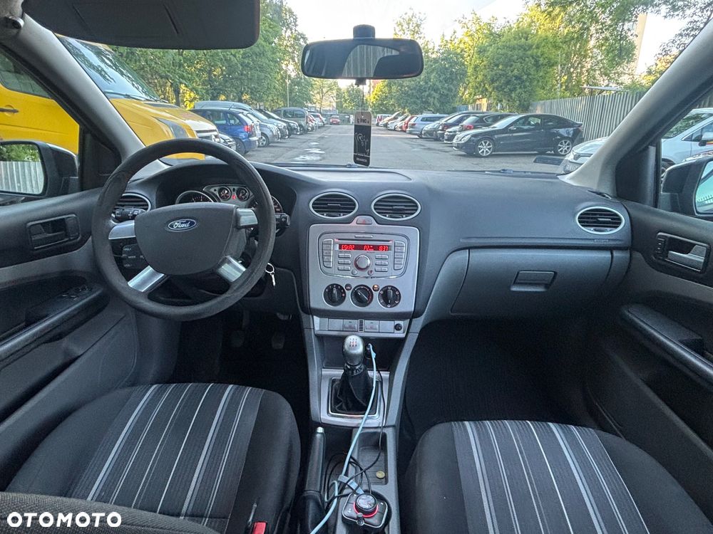 Ford Focus 1.6 Trend - 11