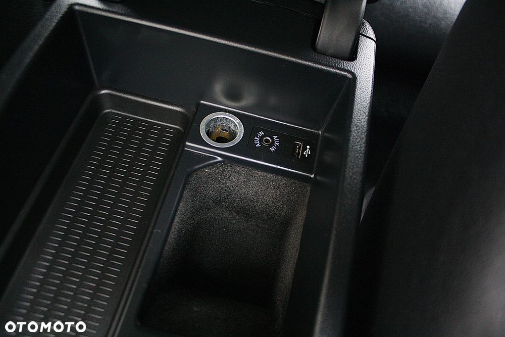 BMW Seria 3 318d Modern Line - 25
