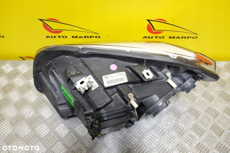 BMW X1 E84 2013- REFLEKTOR LAMPA XENON Z LED PRAWA USA - 6