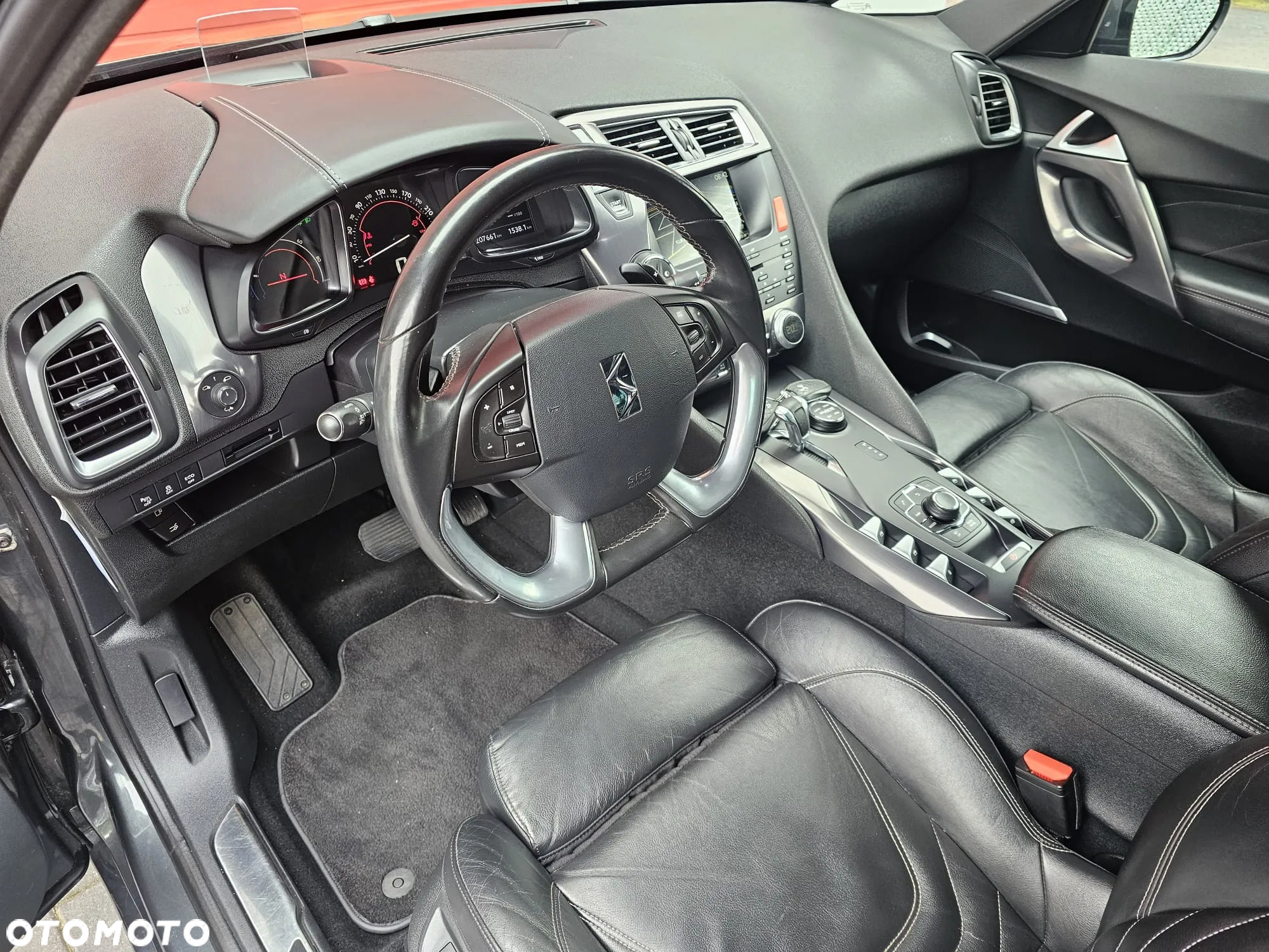 Citroën DS5 HDi 165 SportChic - 18