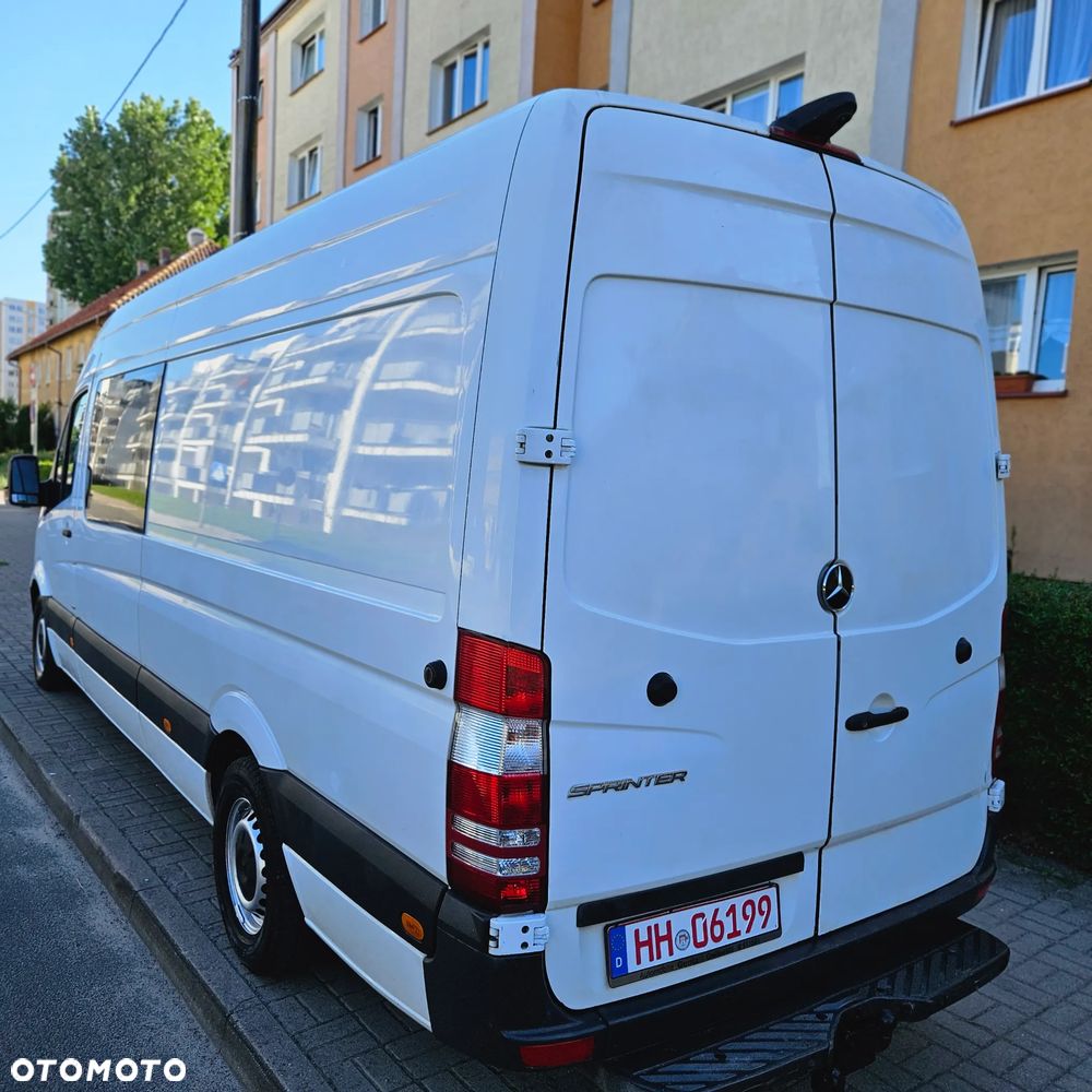 Mercedes-Benz Sprinter - 6