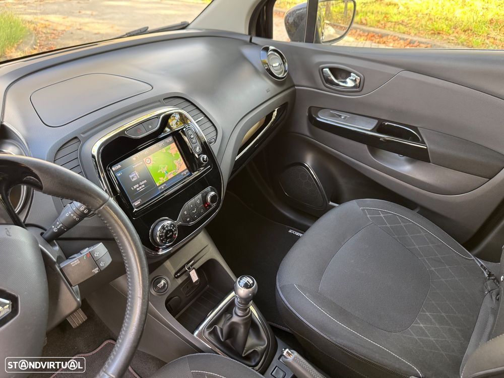 Renault Captur 1.5 dCi Exclusive XMOD - 18