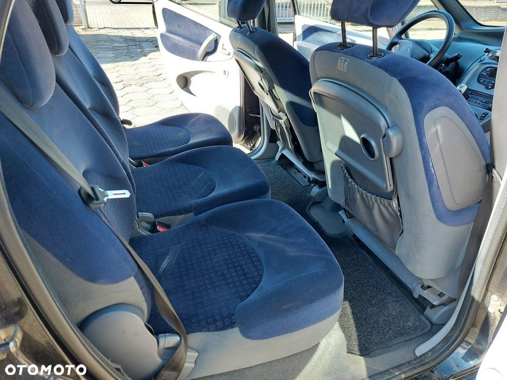 Citroën Xsara Picasso - 12