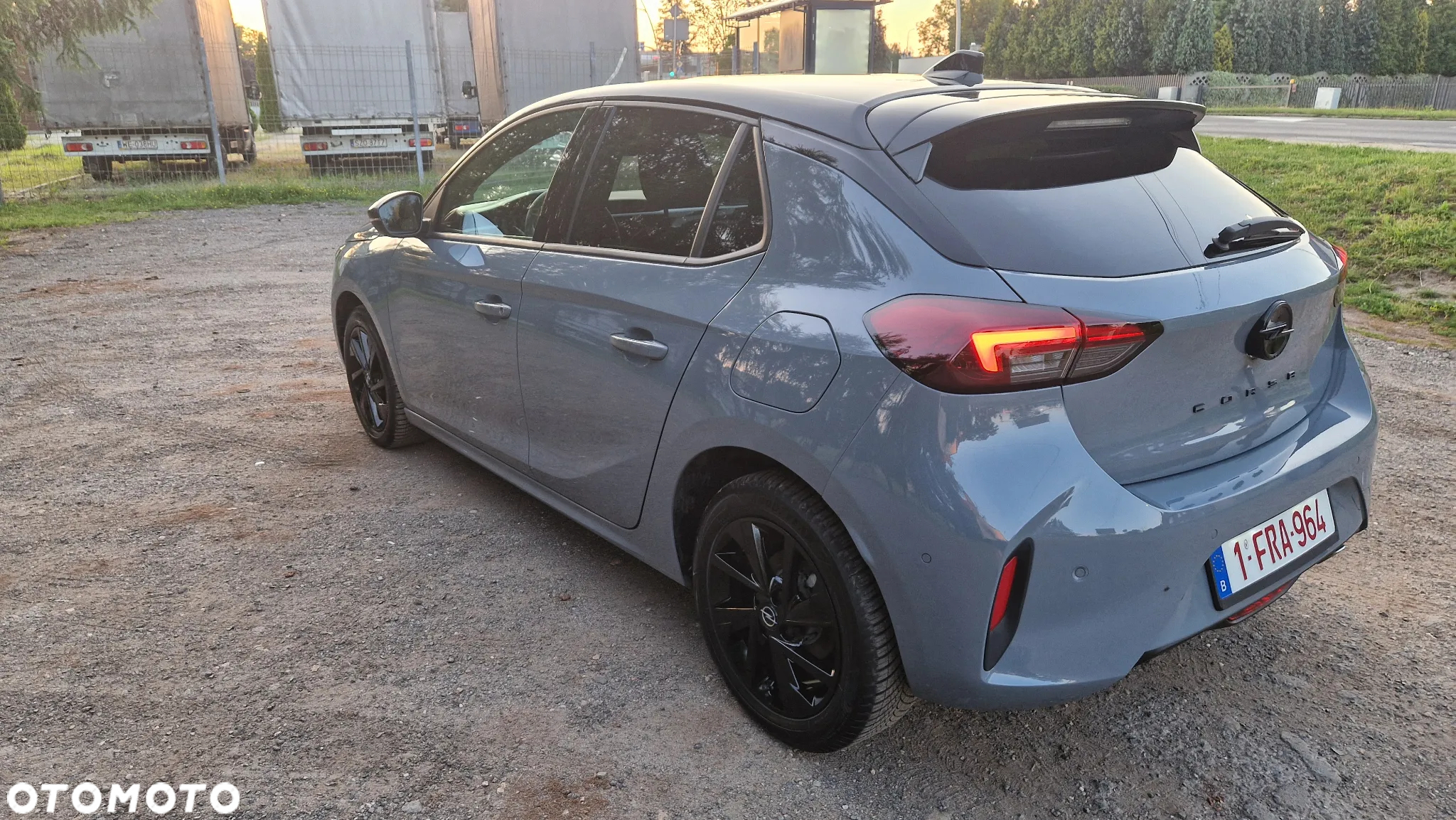 Opel Corsa 1.2 GS Line S&S - 12