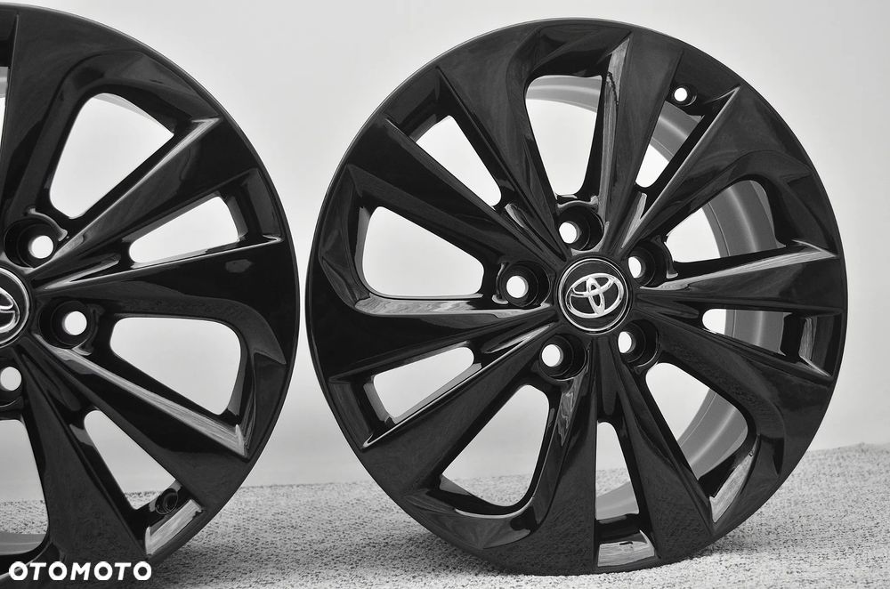 Felgi 7x17 5x114.3 Toyota Corolla Avensis Camry RAV4 C-HR Auris HighLander - 7