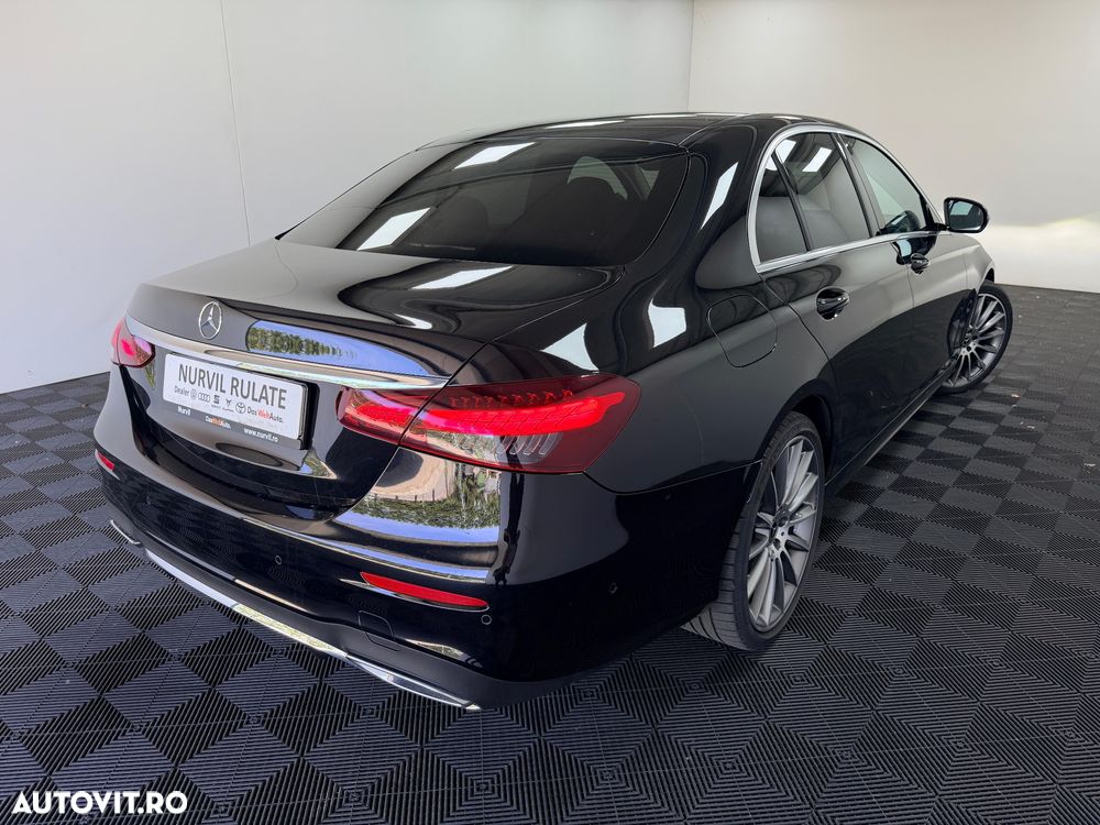 Mercedes-Benz E 200 9G-TRONIC AMG Line - 24