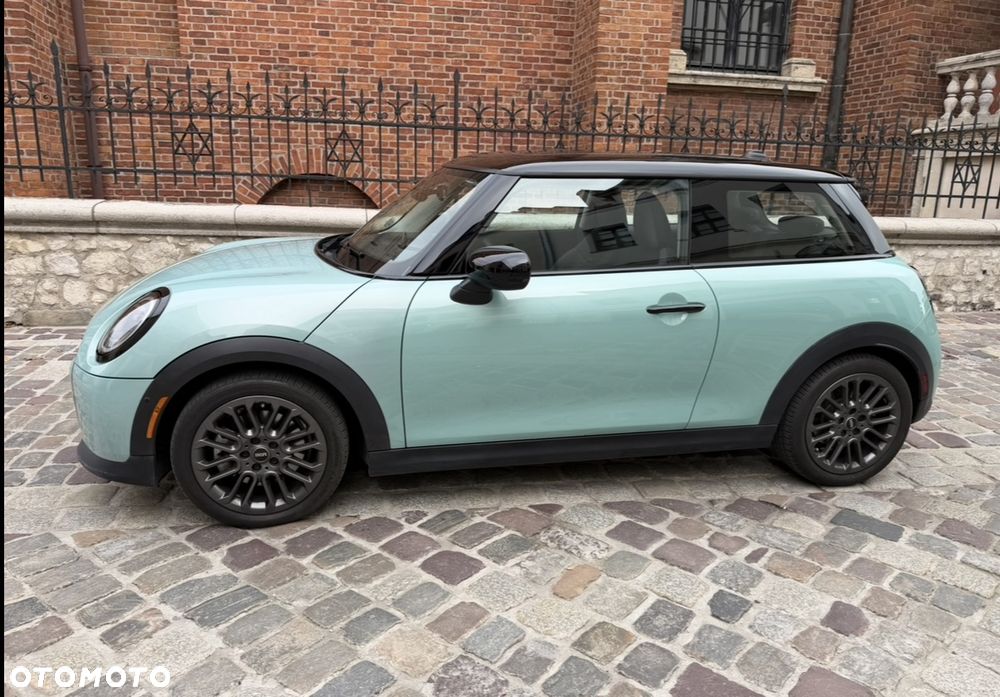 Mini Cooper 2025 photo 2