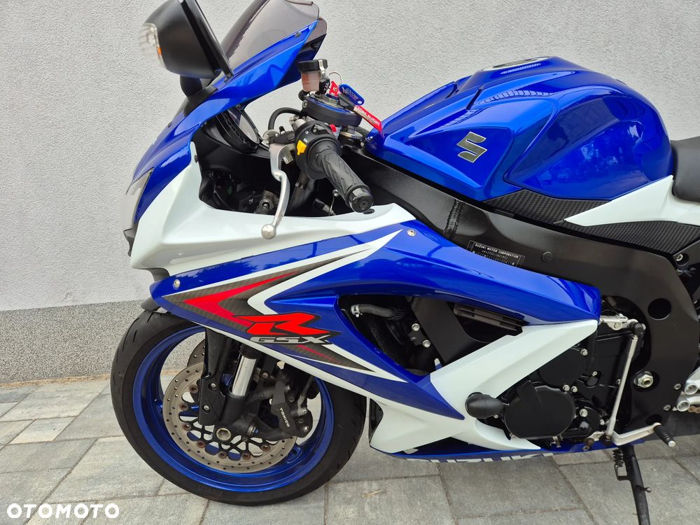 Suzuki GSX-R - 10