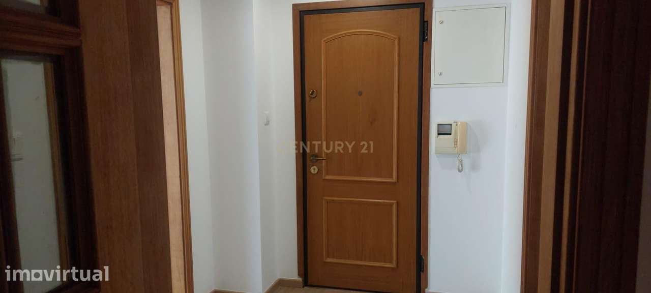 Apartamento Moderno na Ramada para Arrendamento - Grande imagem: 4/36