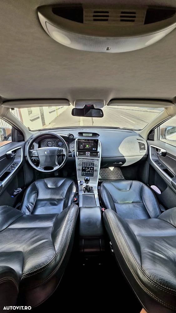 Volvo XC 60 2.4D AWD - 10