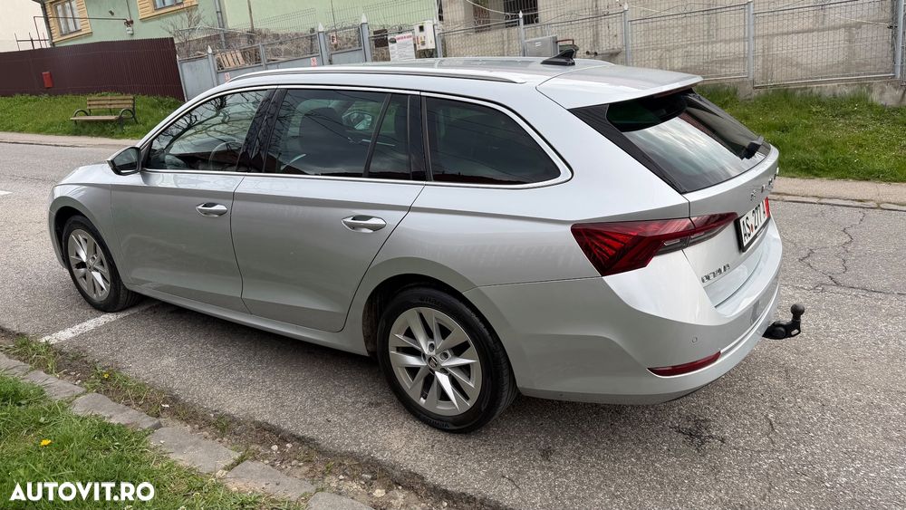 Skoda Octavia 2.0 TDI (Green tec) DSG Style - 4