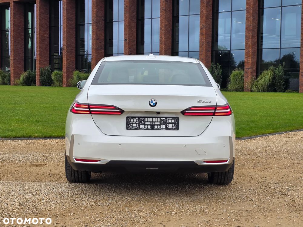 BMW Seria 5 520d mHEV M Sport - 7