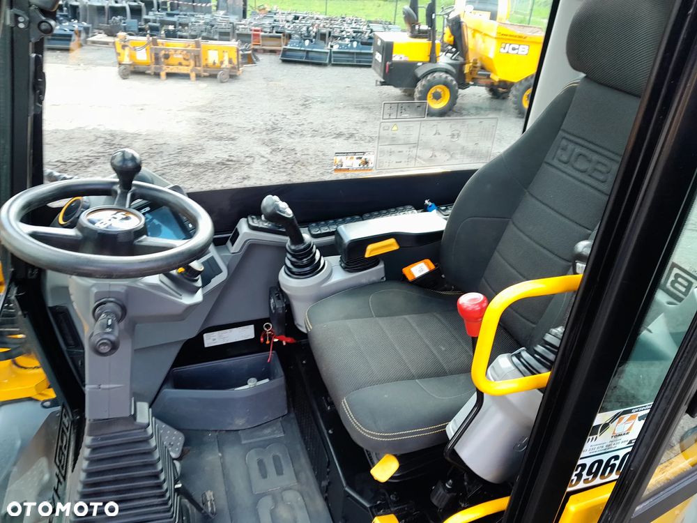 JCB HYDRADIG 110W - 28