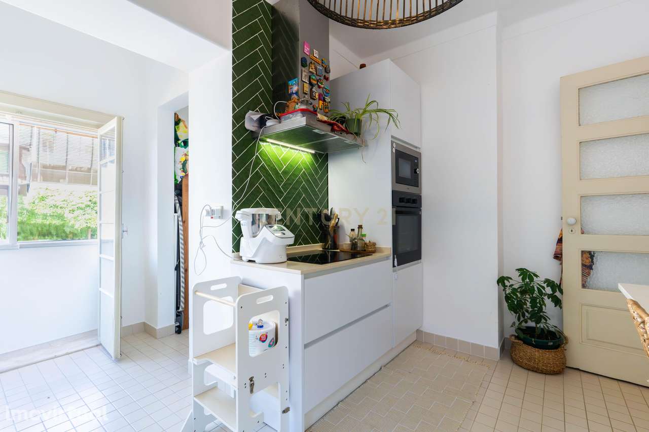 Apartamento como novo T2 em Cacilhas com Pátio e Escritório - Grande imagem: 3/23