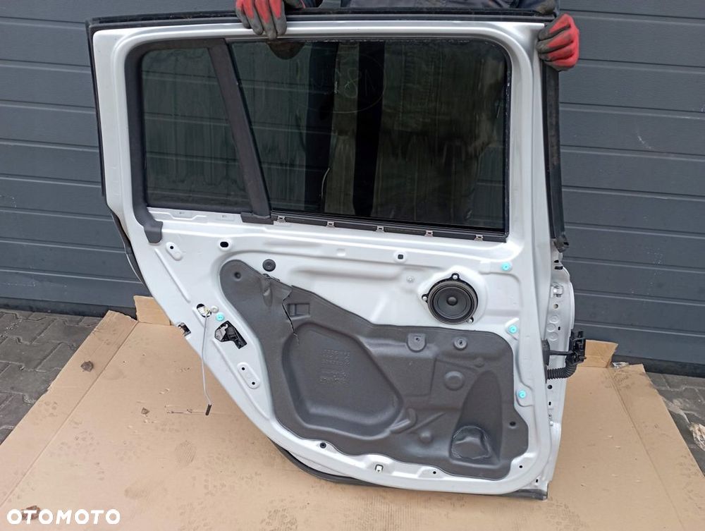 BMW F46 DRZWI LEWE TYŁ TYLNE EUROPA KOMPLETNE - 4