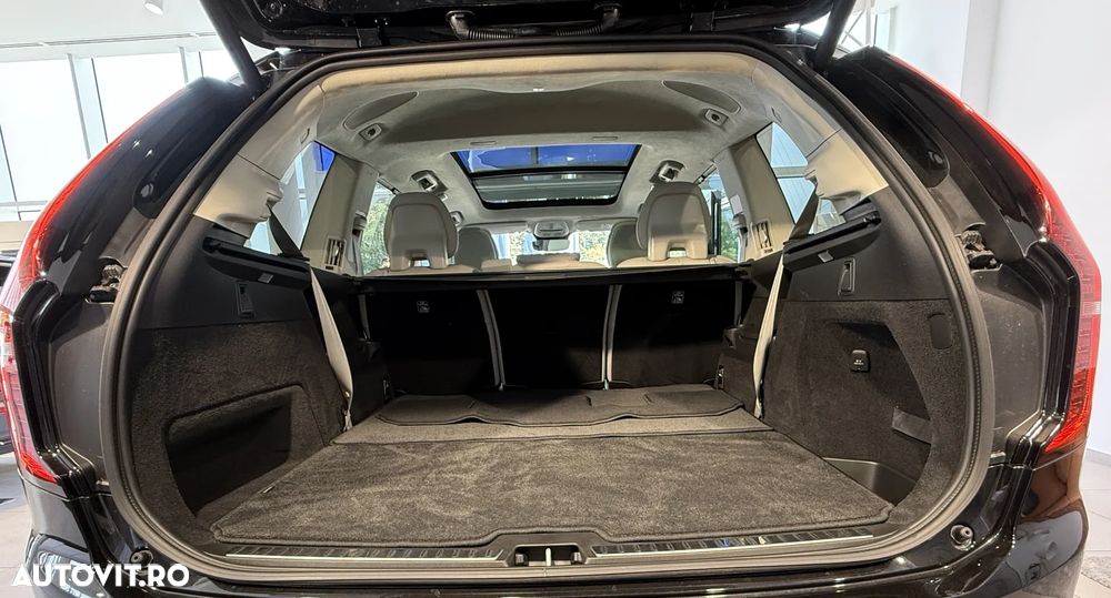 Volvo XC 90 B5 AWD MHEV Ultra Bright - 10