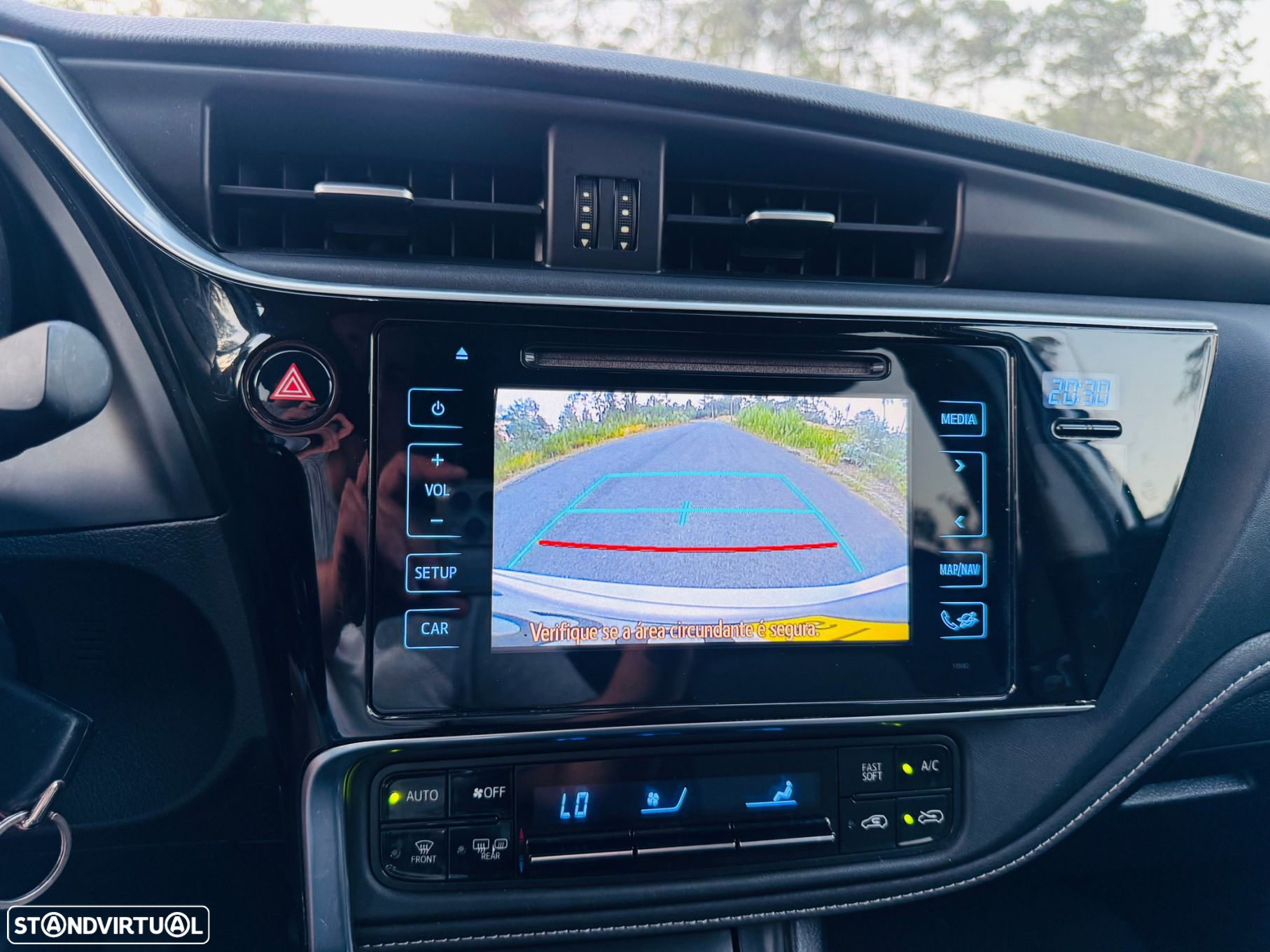Toyota Auris Touring Sports - 29