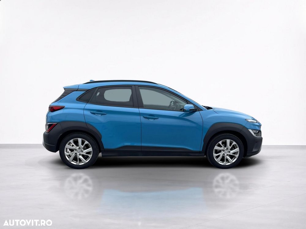 Hyundai KONA - 8