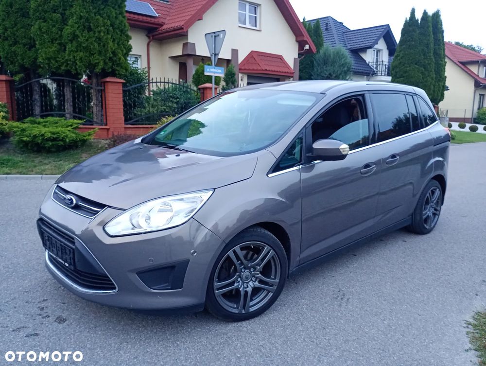 Ford Grand C-MAX - 19