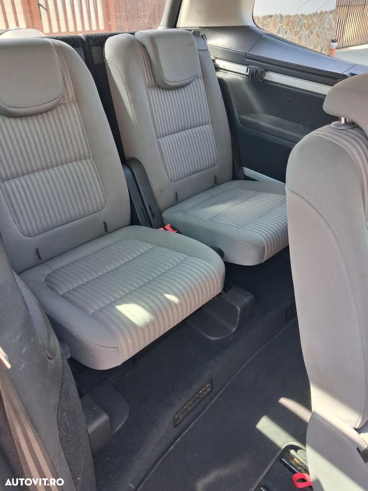 Seat Alhambra 2.0 TDI DPF Ecomotive - 8