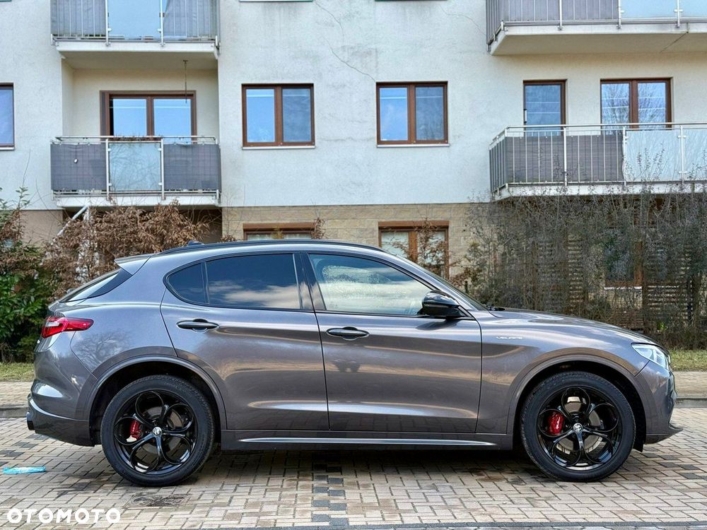 Alfa Romeo Stelvio 2.0 Turbo 16V AT8-Q4 Super - 13